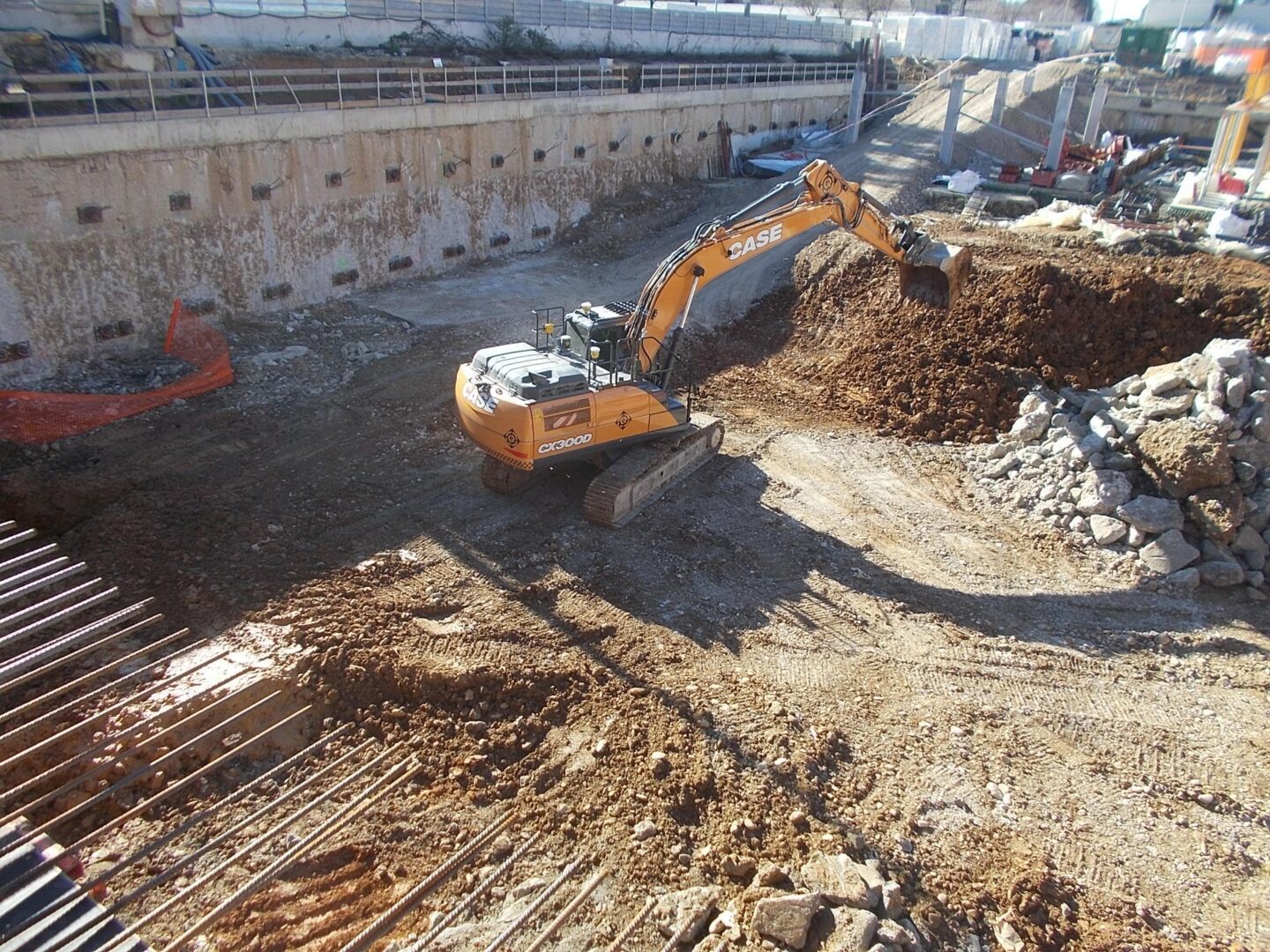 scavi cantiere 2 – elaborato da CED INGEGNERIA scavi cantiere con gru