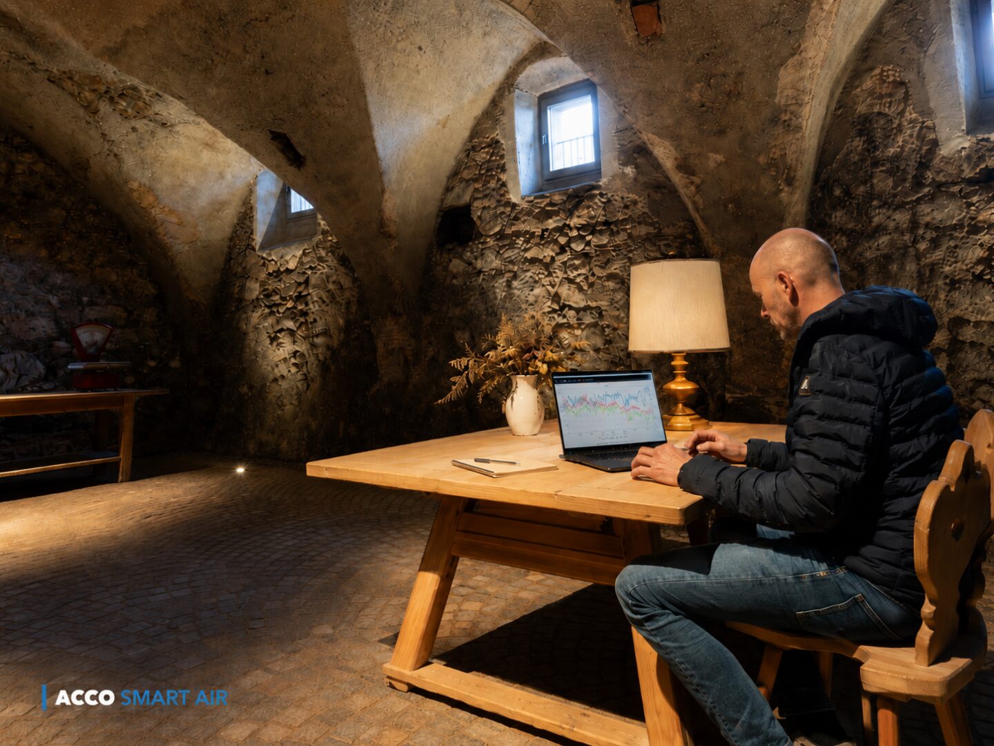 ambiente umido cantina muro pietra e soffitto con arcate by Acco